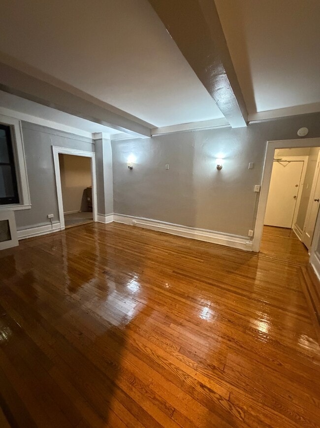 Building Photo - 25 N Harrison St