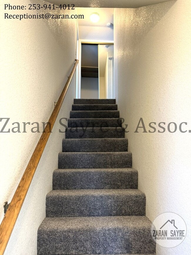 Building Photo - 756 - Three Bedroom, Three Bath in Auburn!