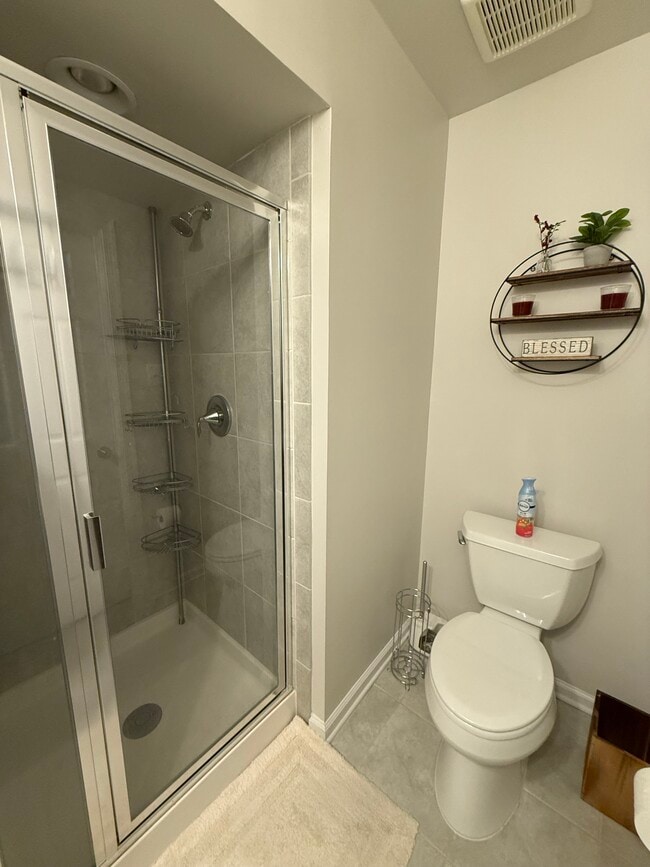 Bath - 7517 Grey Rock Ln