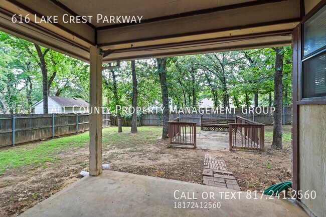 Building Photo - 616 Lake Crest Pkwy