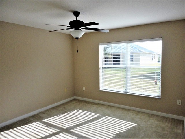 Building Photo - 6405 Oyster Island Cove