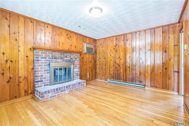 Building Photo - 3030 Dulwich Dr