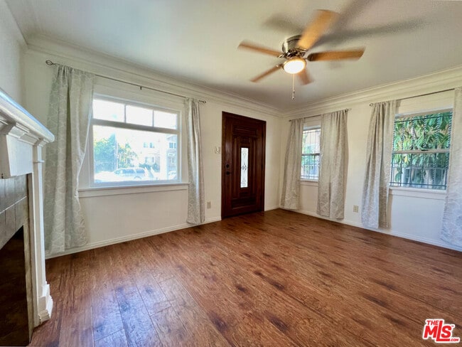 Building Photo - 4115 Halldale Ave