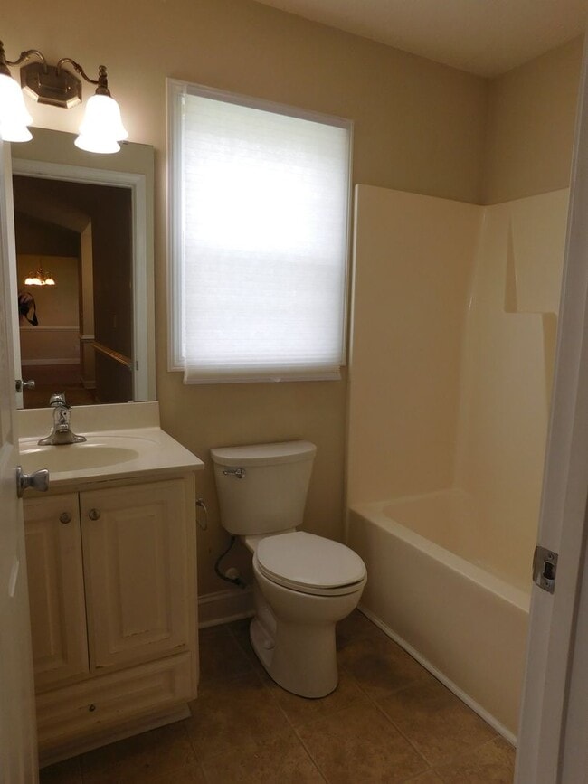 Building Photo - 408 Sweet Gum Way