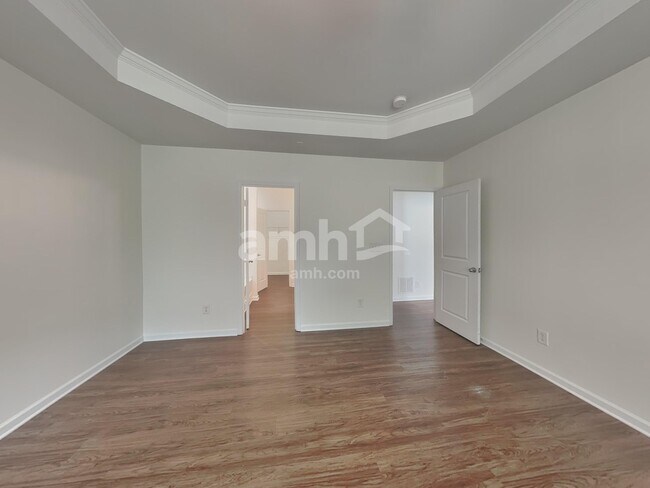 Building Photo - 6137 Kilchurn Dr