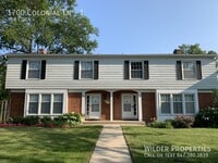 Building Photo - 1700 Colonial Ln