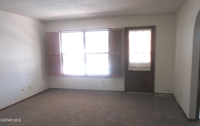 Building Photo - 6920 Villa Hermosa Dr