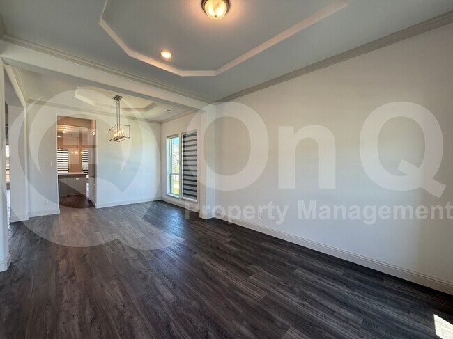 Building Photo - 14697 Valley Trl