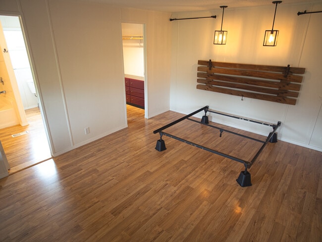 Building Photo - 20499 Dabbs North Rd