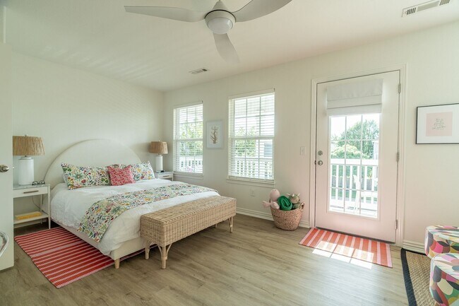 Building Photo - Beautiful 4 bedroom, 3.5 bathroom home in ...