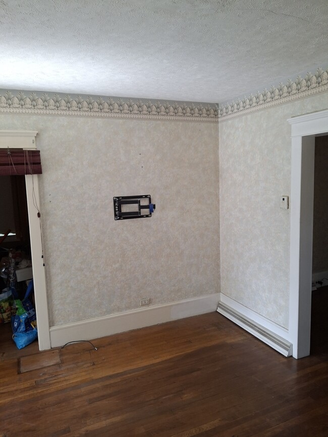 Building Photo - 46 Pine