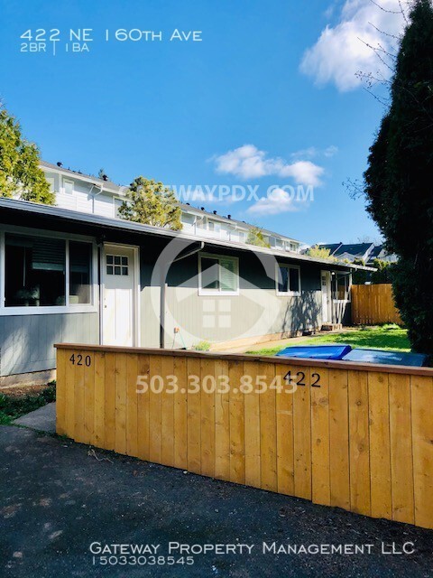 Building Photo - 422 NE 160th Ave