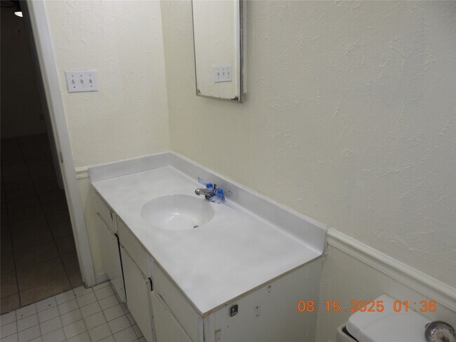 Building Photo - 6305 Westward St