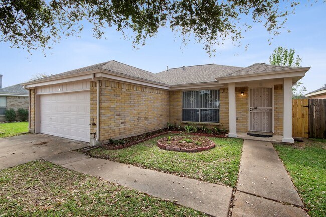 Primary Photo - 13411 Creek Springs Dr