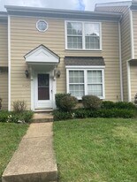 Building Photo - 9529 Kimberly Lynn Cir