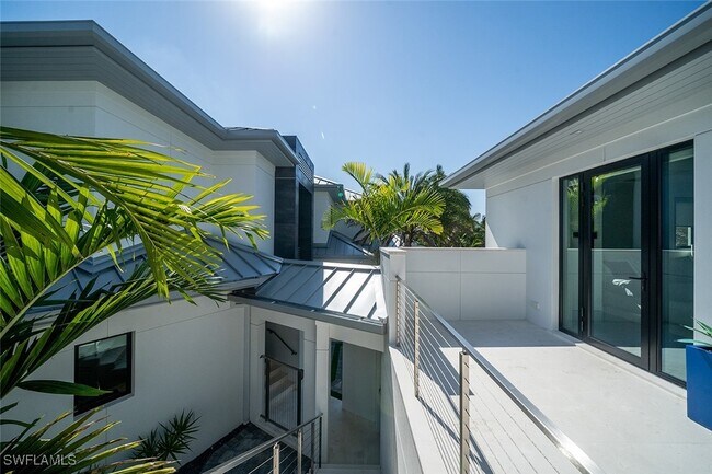 Building Photo - 2201 Shad Ct