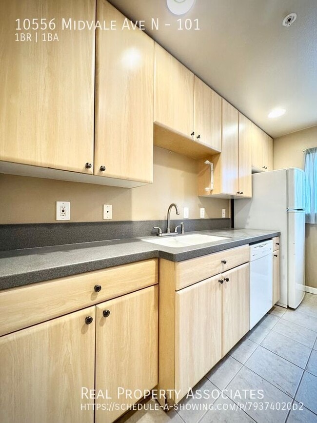 Building Photo - 10556 Midvale Ave N