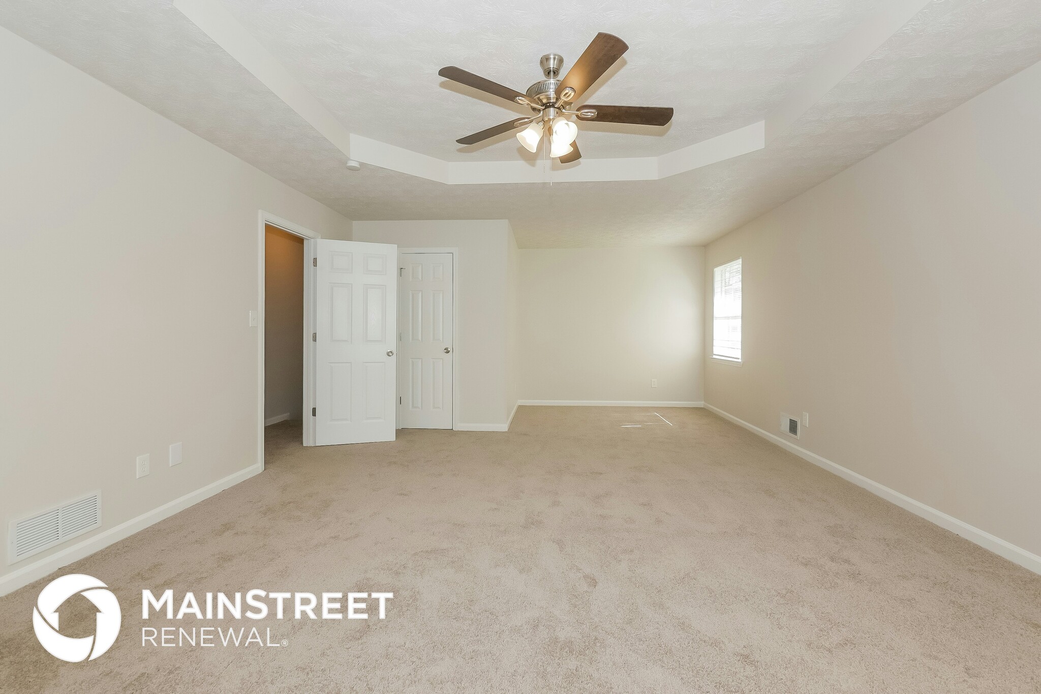 Building Photo - 4595 Westminster Dr