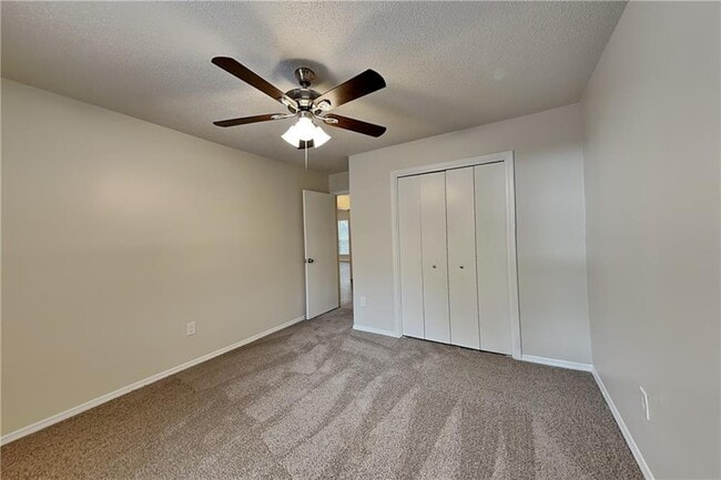 Building Photo - 3979 Sharon Spgs