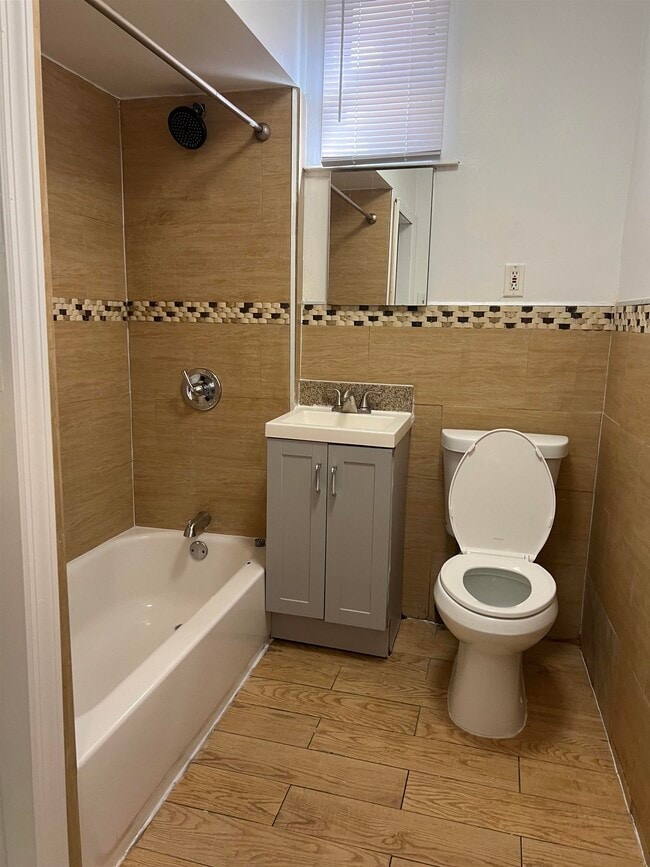 Building Photo - 187 WEGMAN Pky