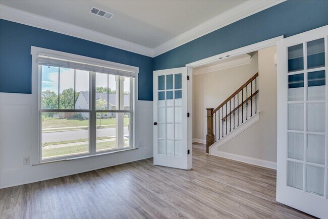 Building Photo - 1232 Gregory Landing Dr