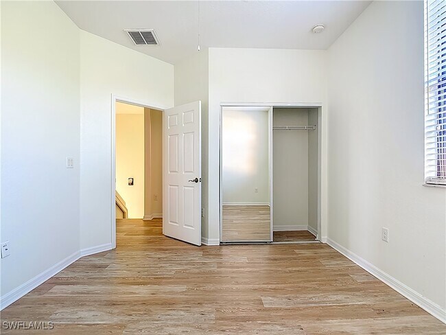 Building Photo - 7376 Bristol Cir