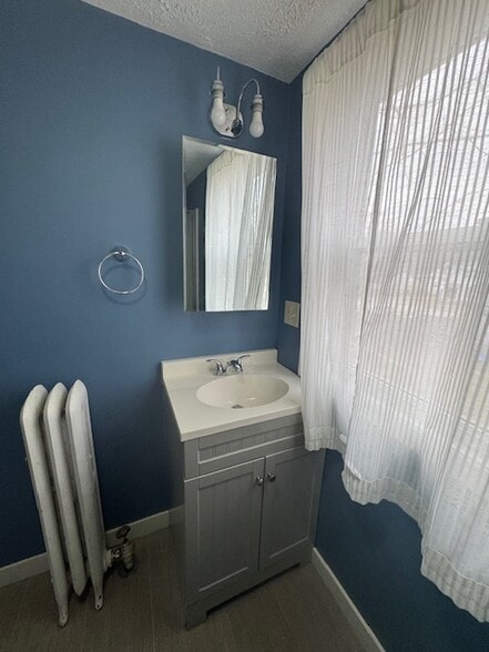 Batrhroom - 3 Howard St