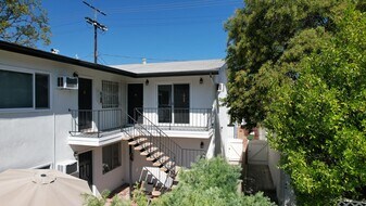 Building Photo - 4230 Gentry Ave