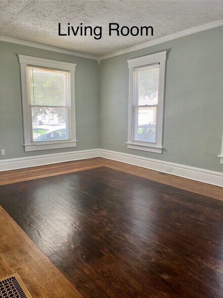 Living Room - 109 Westwood Ave