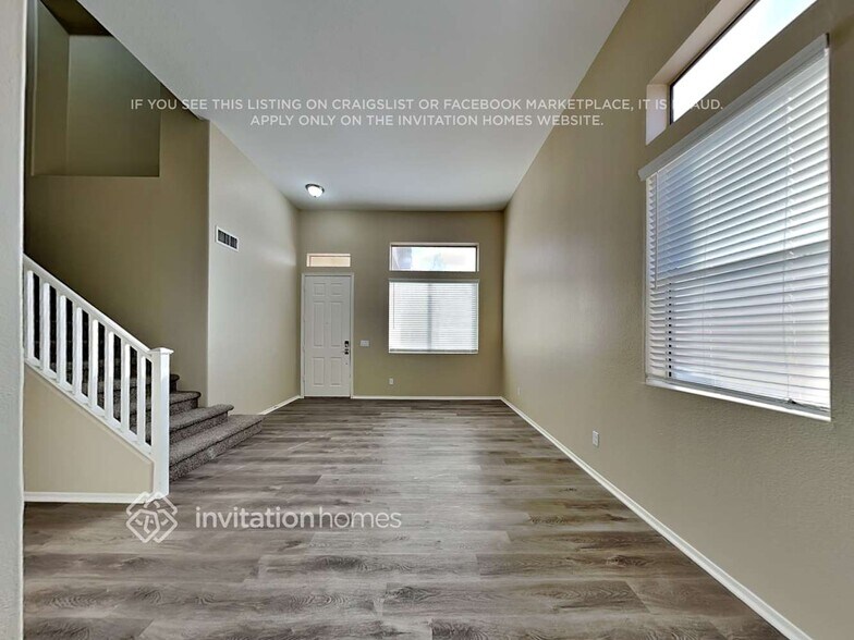 Building Photo - 6752 W Linda Ln