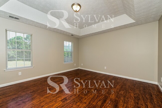 Building Photo - Life Just Got Better!