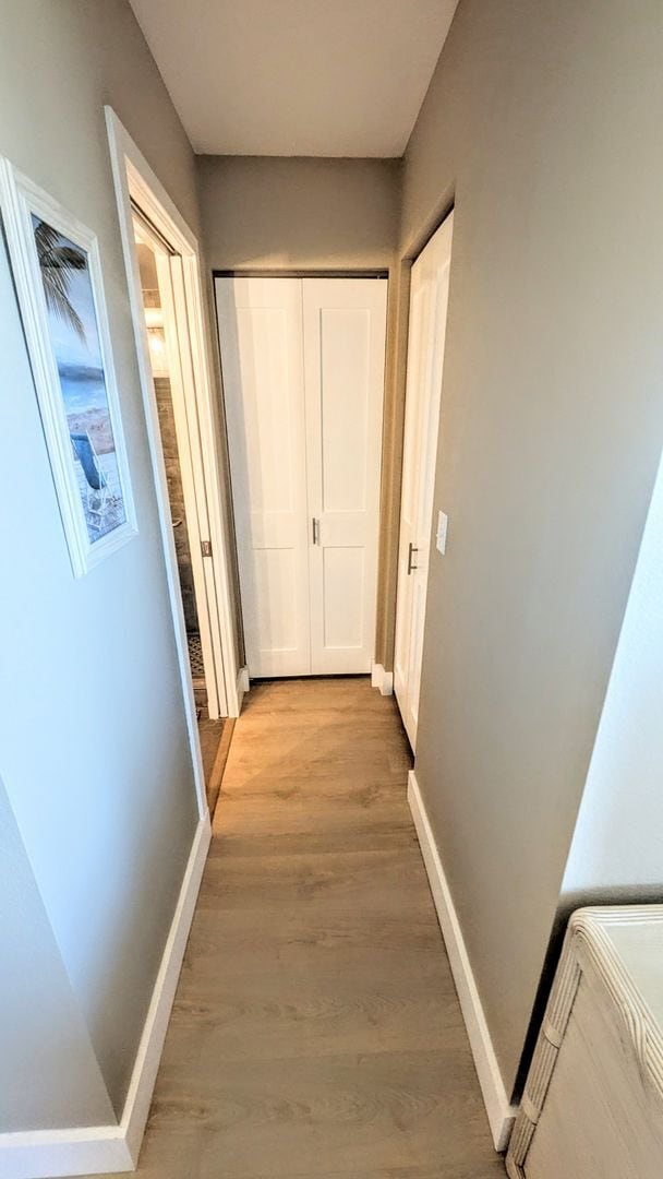 Building Photo - Seasonal/short term 2/2 vacation condo close to Anna Maria