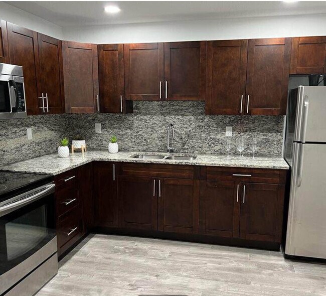 Building Photo - 1552 Citation Dr