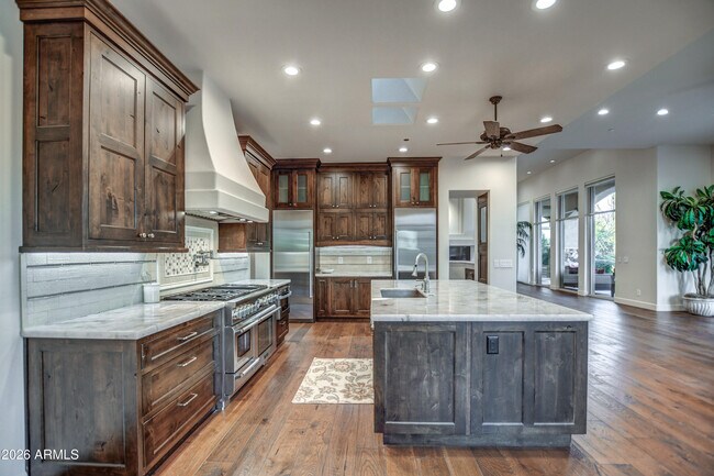 Building Photo - 9671 E Monument Dr