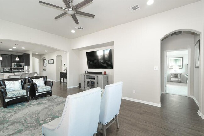 Building Photo - 8086 Arezzo Dr