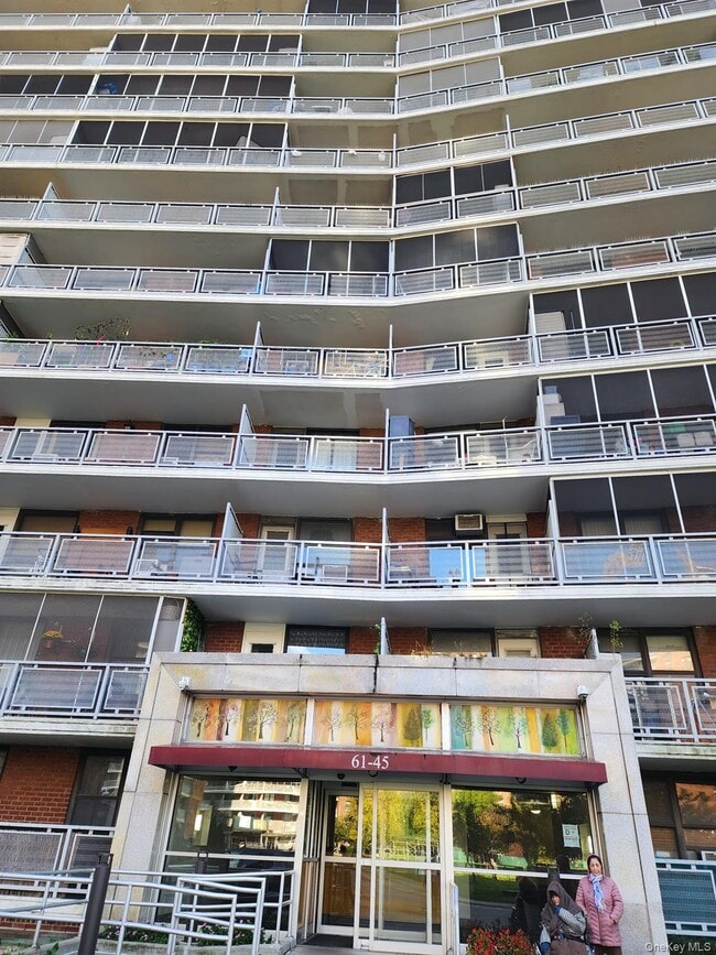 Building Photo - 61-45 98th St