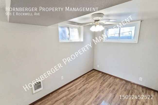Building Photo - 908 E Rockwell Ave