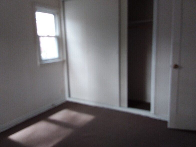 Building Photo - 58 Pennywood Ln