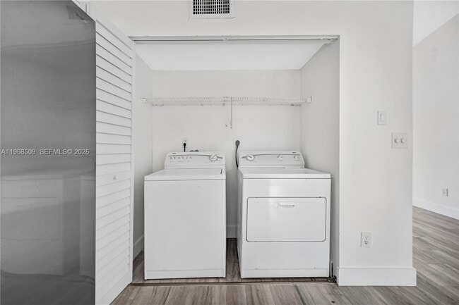 Building Photo - 20424 NW 15th Ave