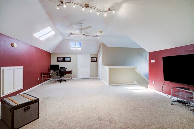 Building Photo - 4402 Holt St