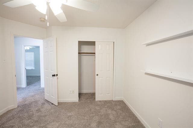 Building Photo - 8204 Tavaros Dr