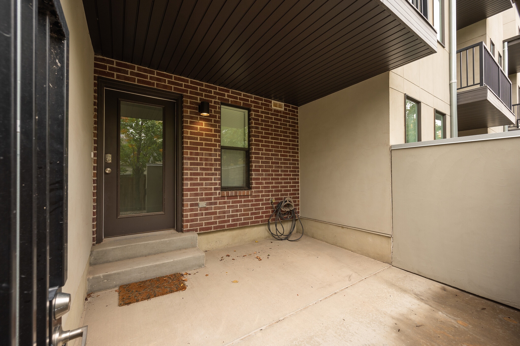 Building Photo - 315 W Reed Ave