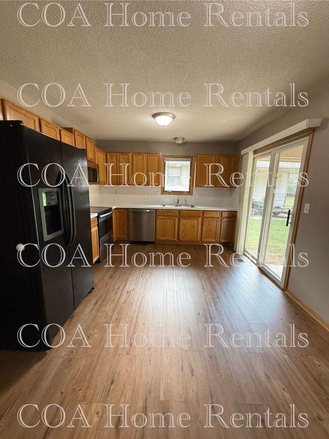 Building Photo - Meadow Park