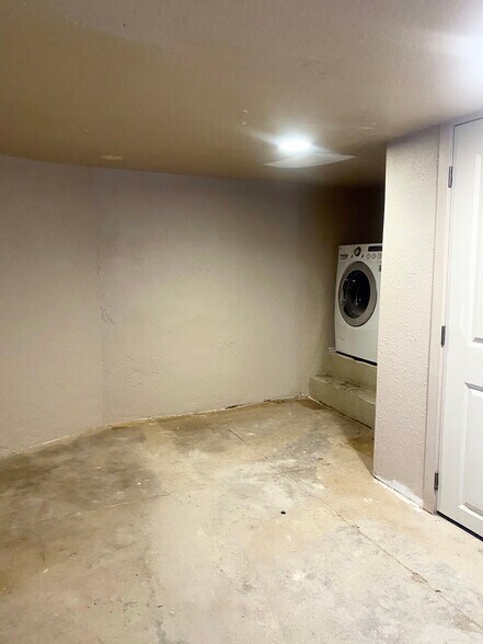 Basement - 1404 Knox Ct