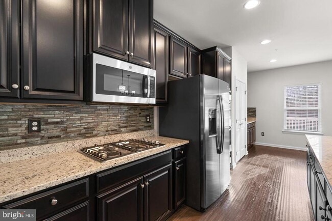 Building Photo - 9542 Watts Rd