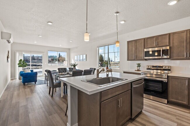 Building Photo - 10613 Lingonberry Rd