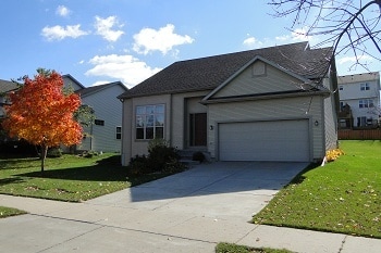 Building Photo - 6021 Sandstone Dr