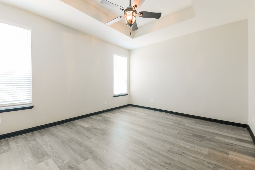 Building Photo - 9136 Benevolent Ct