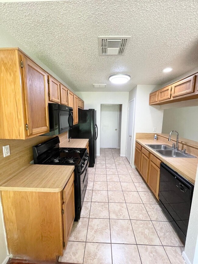 Building Photo - 4115 Issacks Way