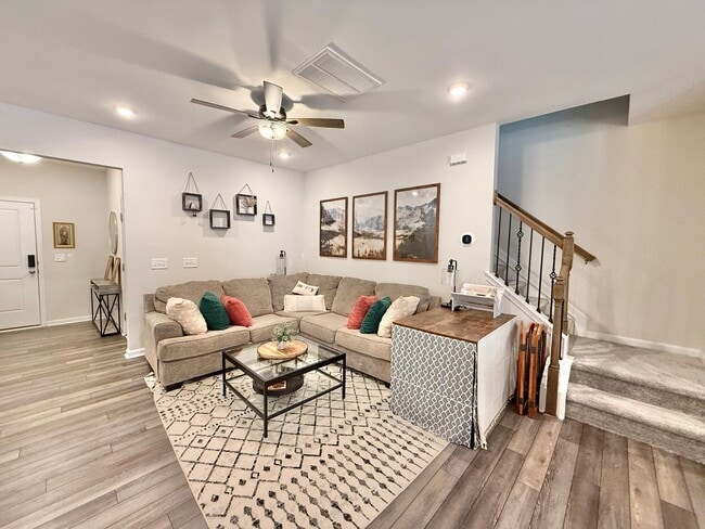 Building Photo - Newly Built 3BD, 2.5BA Durham Townhome in ...